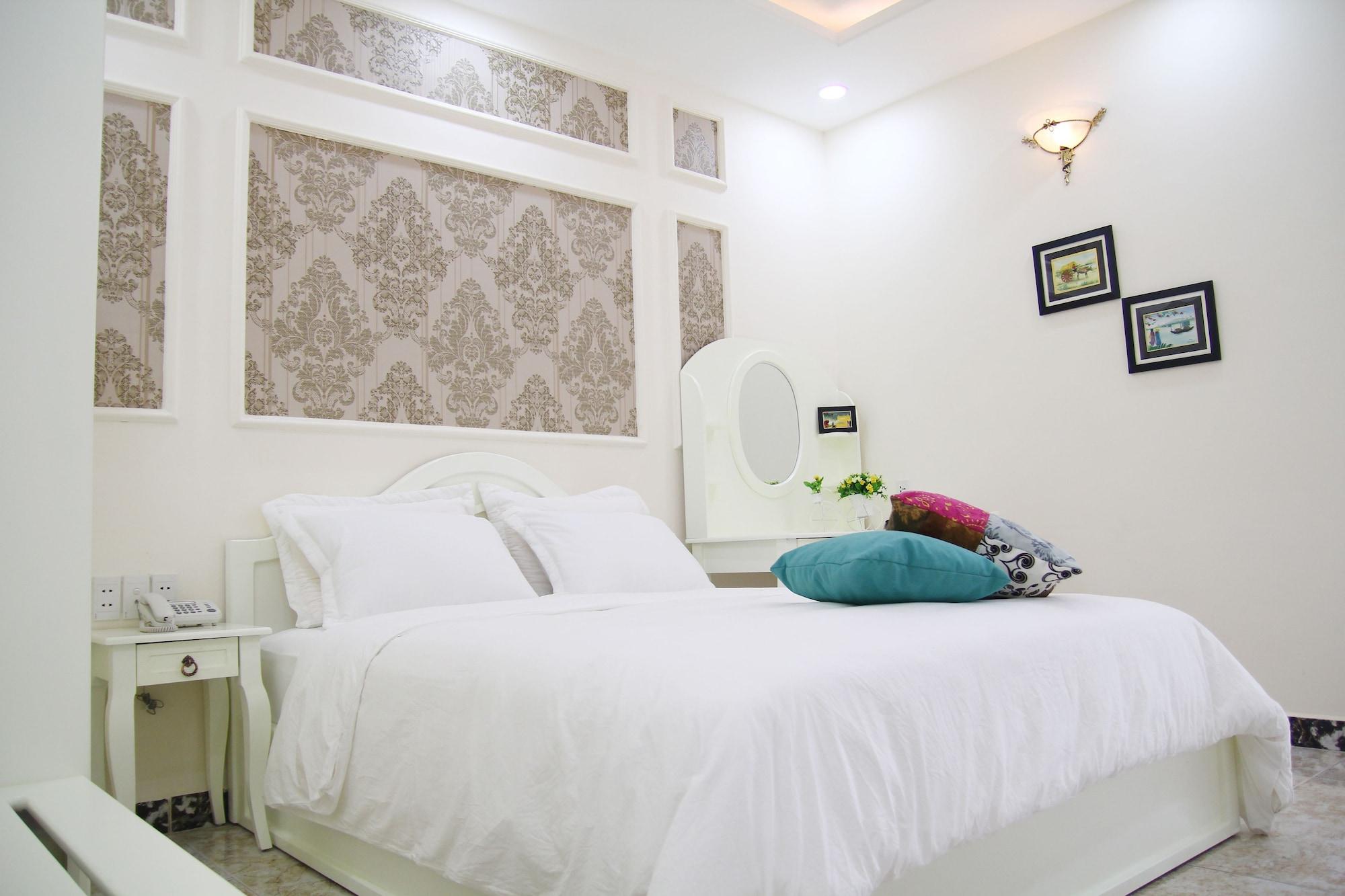 Chez Mimosa Boutique - New Address 135 Tran Hung Dao Hotel Хошимин Екстериор снимка